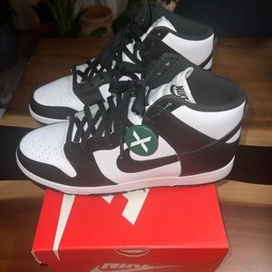 COPY - Nike High dunks. Size 11. Panda